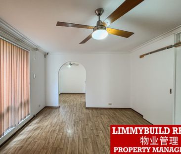FOUR BEDROOM FAMILY HOME. - Photo 1
