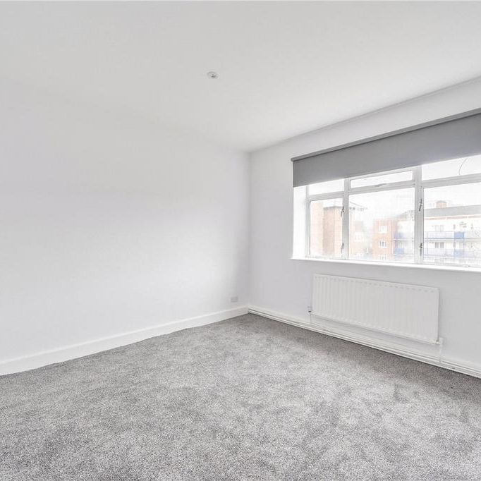 3 bedroom apartment to rent - Photo 1