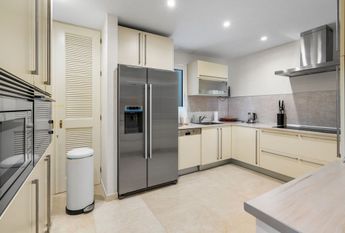 6 bedroom luxury Villa for rent in Marbella Del Este, Andalusia