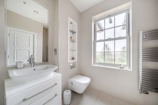 5 bedroom detached house to rent - Photo 1
