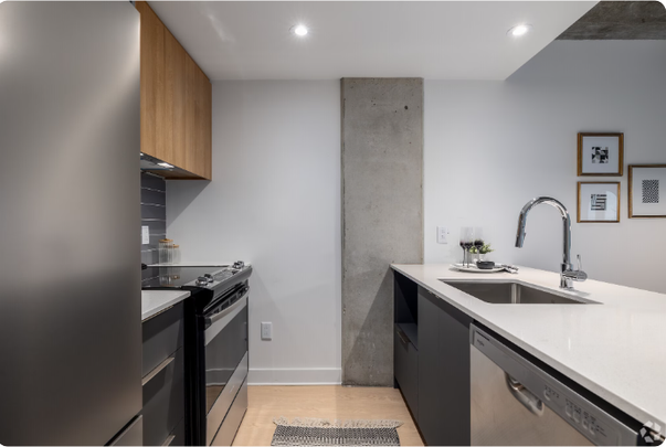 Flex Basic with Balcony - SHERWIN - Photo 1