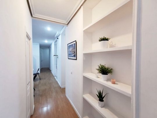 Ideal room in Madrid, Preciados Street - Photo 1