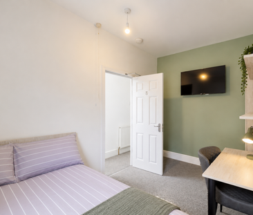 4 bedroom house to rent - Photo 3