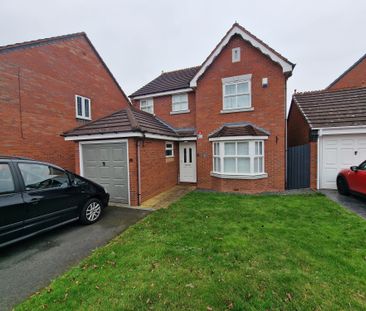 Bowness Grove, Willenhall, WV12 - Photo 1