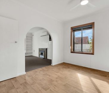 Spacious & Freshly Updated Family Home! - Photo 3