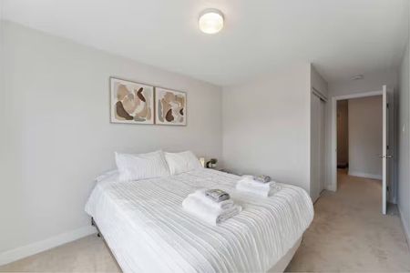 For Lease - 209 Anyolite Private, Barrhaven, Ontario - Photo 5