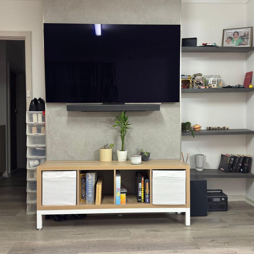 Surrey Downs - Photo 1