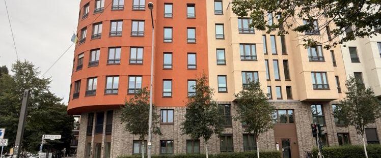 Helle 3-Raum-Wohnung mit Balkon im Herzen von Prenzlauer Berg - Foto 1