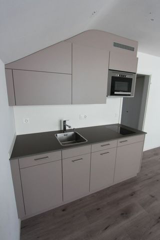 1 Zimmer, 2. Stock - Photo 3