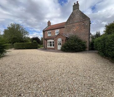4 bedroom detached house to rent - Photo 3