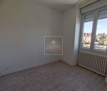 Location Appartement 3 pièces 70m² VITRE 35500 - Photo 1