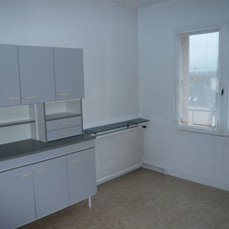 Appartement T1bis LAVAL - Photo 1