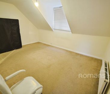 3 bedroom maisonette to rent - Photo 4