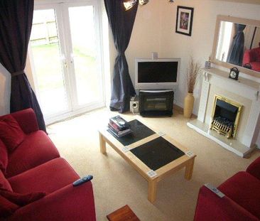 2 bedroom house to rent - Photo 1