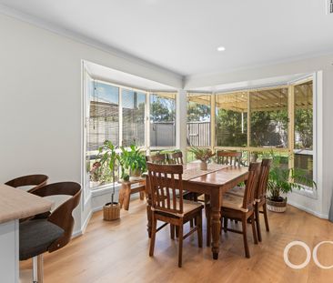 Open the Door to Modern Comfort in a Quiet Cul-de-Sac - Photo 3