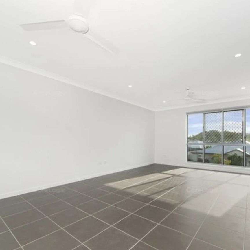 3 Bedroom Townhouse in Bushland Beach - Photo 1
