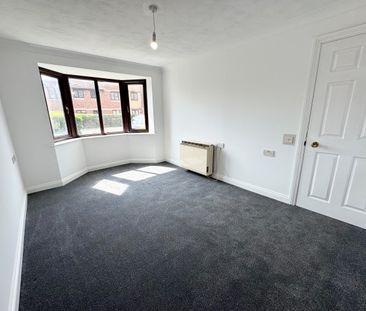 Whitworth Court, Southampton - Photo 4