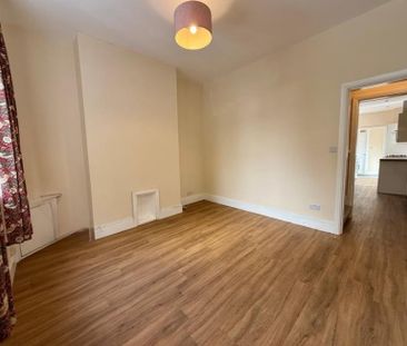 2 Bedroom Terraced To Let - Photo 1