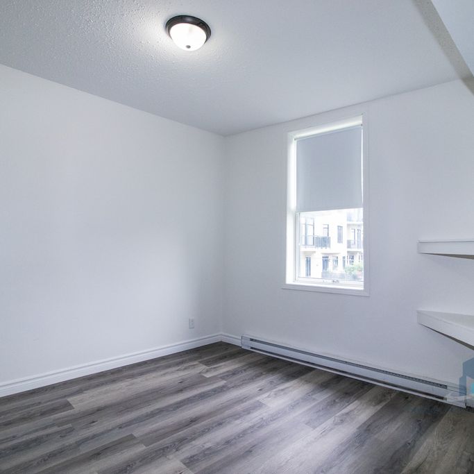 Appartement à Louer - 6 Rue Scott #5 - Photo 1