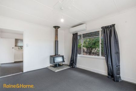 Wonderful cottage in bush setting - Photo 2