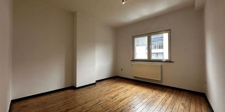 Woning te huur in Tournai voor € 850 met 3 slaapkamers - Photo 2