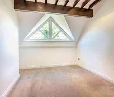 3 bedroom detached house to rent - Photo 3