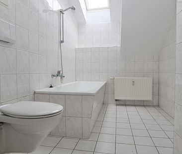 Einbauküche • 2-Raum Wohnung • Dachgeschoss • Aufzug • Sonnenberg • Chemnitz • Tageslichtbad - Foto 3