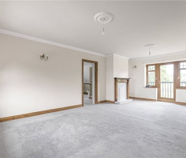 A 7 bedroom detached three storey property situated within the Vill... - Photo 1