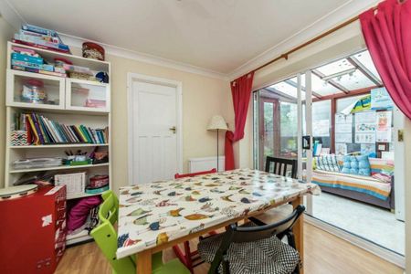 Tudor Drive, Kingston Upon Thames, KT2 - Photo 2