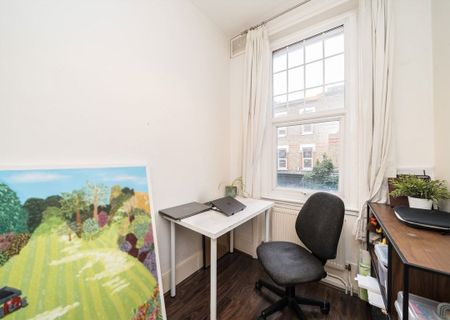 Leopold Road, SW19 7BD, London - Photo 2