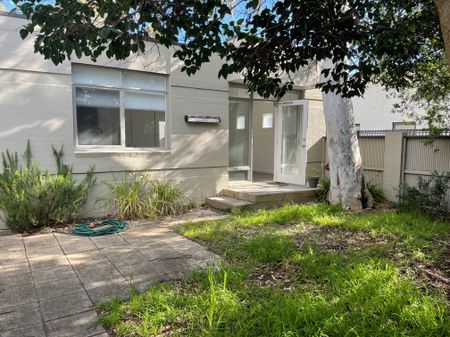 1/59 Fourth St, Beaumaris VIC 3193 - Townhouse For Rent | Domain - Photo 3