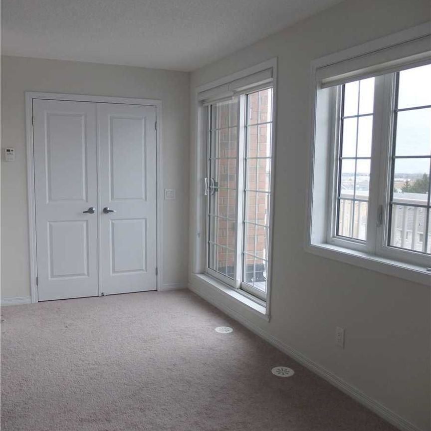 For Lease - 105 Silverwood Avenue, Richmond Hill, Ontario - Photo 1