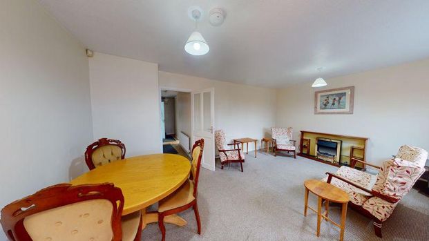 4 bedroom terraced house to rent - Photo 1