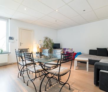 Appartement met twee slaapkamers in Hannut - Photo 2