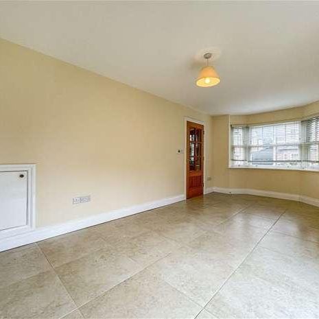 Willoughby Road, Harpenden, AL5 - Photo 1
