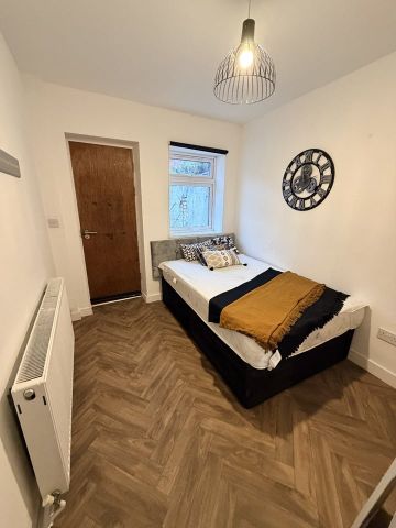 1 Bed Flat, Leicester, LE2 - Photo 4