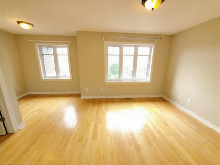 For Lease - 211 JERSEY TEA Circle, Blossom Park - Airport and Area, Ontario - Photo 3