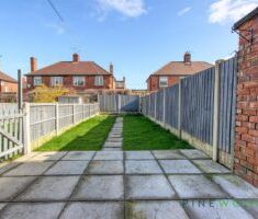 2 BEDROOM House - Terraced - Photo 3