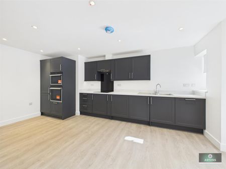 Old Hollow, Worth, Crawley - Photo 4