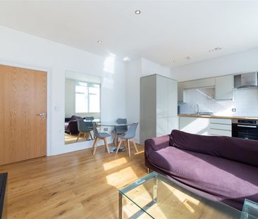 2 bed apartment to rent in Grainger Street, City Centre, NE1 - Photo 4