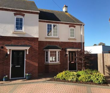 3 bedroom semi-detached house to rent - Photo 4