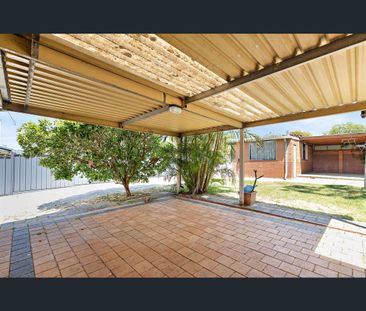 3 Williams Road, Coolbellup, WA 6163 - Photo 6