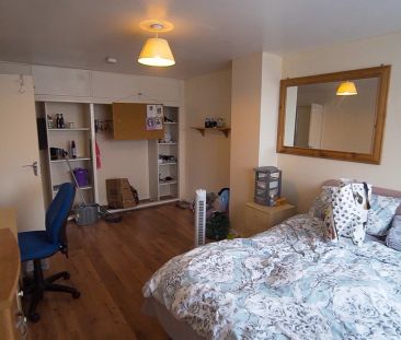 To Rent Comley Road, Moordown, Bournemouth, BH9 £1,700 pcm Tenancy ... - Photo 6