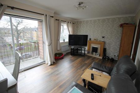 2 bedroom flat to rent - Photo 4
