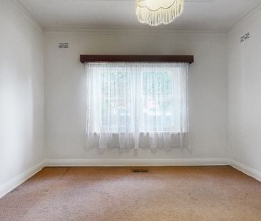 10A Calvin Street, Hawthorn VIC 3122 - House For Rent | Domain - Photo 3