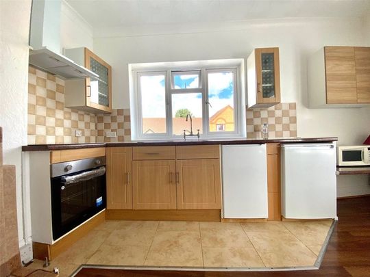 1 Bedroom Flat / Apartment - Park Road, Southampton - Photo 1