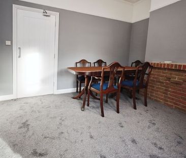 Boscombe, Bournemouth - Photo 2