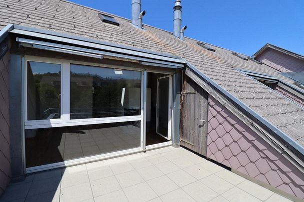Attraktive 3.5 Zimmer-Galeriewohnung mit Terrasse - Foto 1