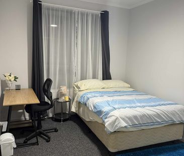4-bedroom shared house / townhouse, Murray street - Photo 2