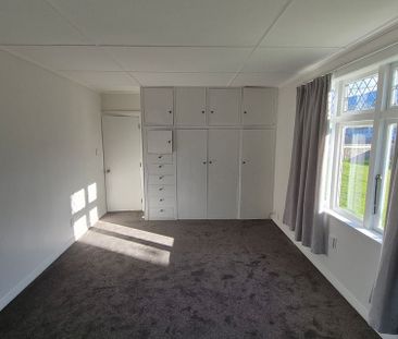 Newly renovated family home in the hub of Miramar - Photo 5